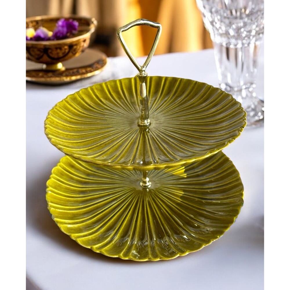 Vintage MCM 1960- California Amc -Two-Tiered Tray Avocado -sunburst -12” Wide-